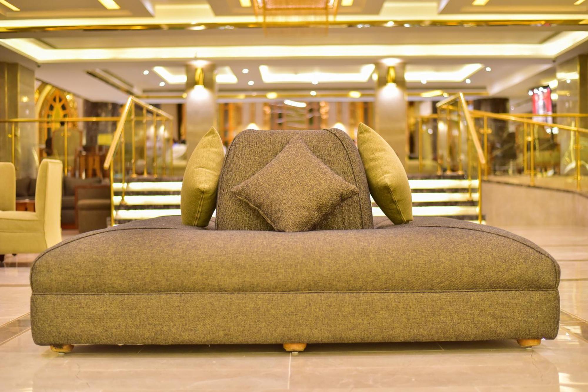 The Grand Hotel Sharm El Sheikh Bagian luar foto The interior of the hotel